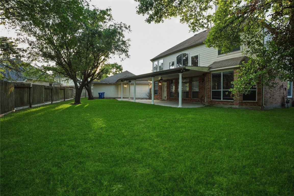 2302 Marblecrest Lane Spring, TX 77386 - Photo 43 of 48