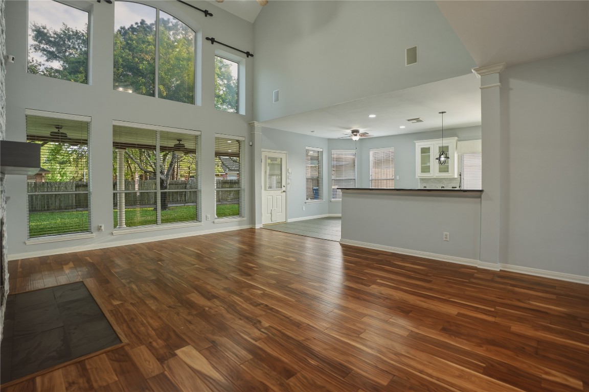 2302 Marblecrest Lane Spring, TX 77386 - Photo 8 of 48