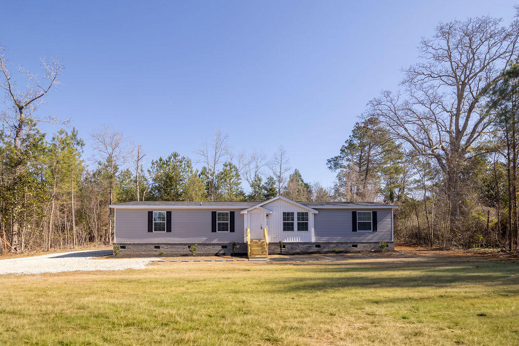 1020 Universal Circle St. Stephen, SC 29479 - Photo 1 of 26 1A