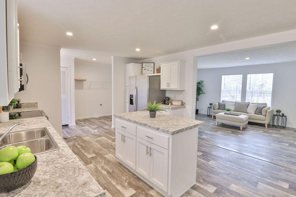 1020 Universal Circle St. Stephen, SC 29479 - Photo 10 of 26 11