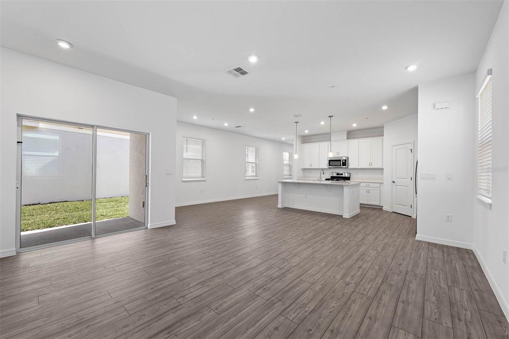 1828 Shadow Box Bend St. Cloud, FL 34771 - Photo 8 of 52