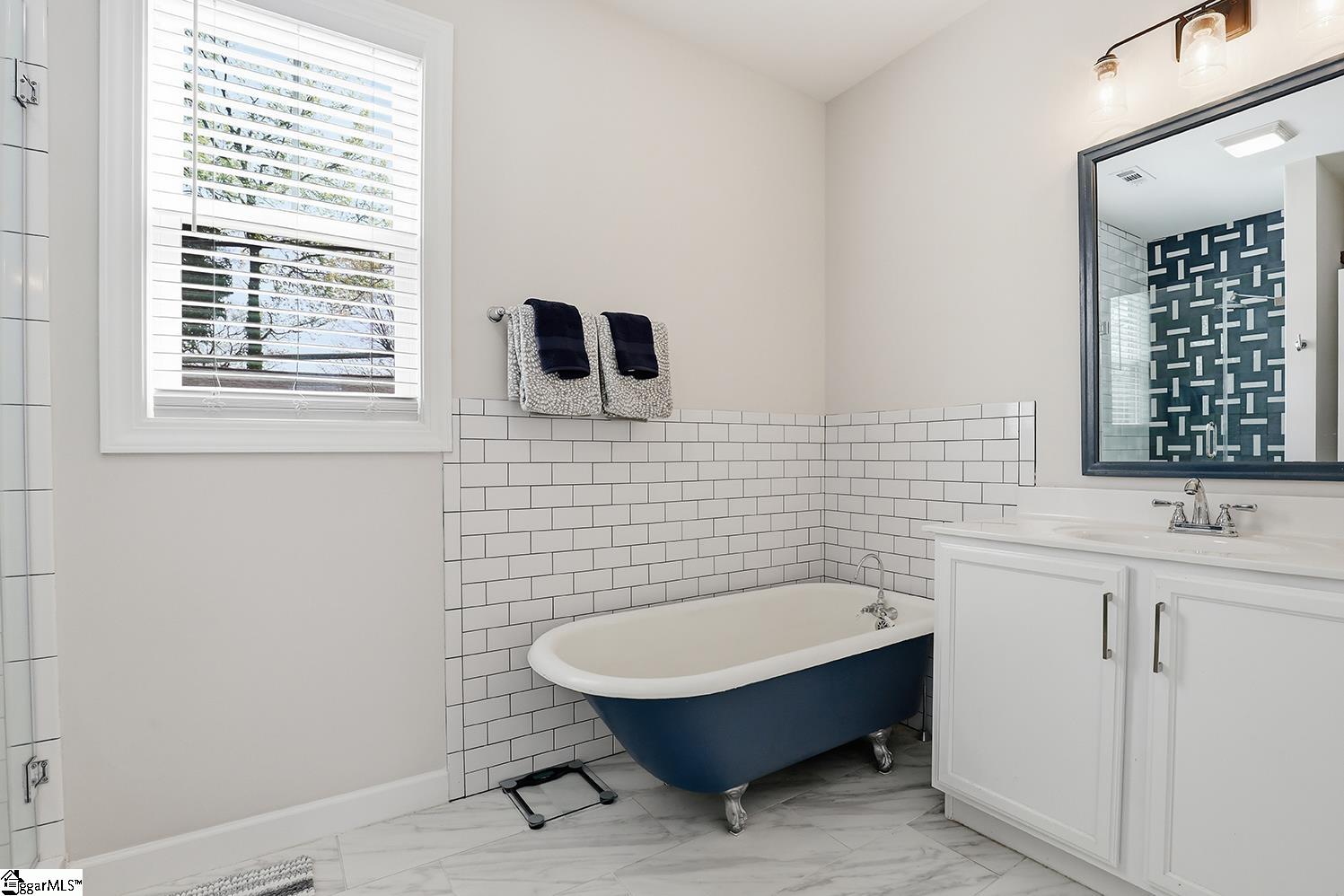 139 Mt Eustis Street Greenville, SC 29607 - Photo 14 of 33