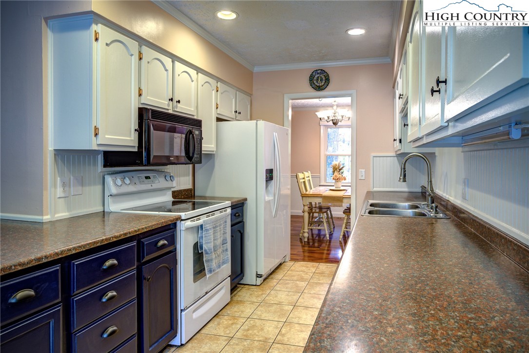 456 7 Oaks Road Boone, NC 28607 - Photo 11 of 31 Gallery Image 11