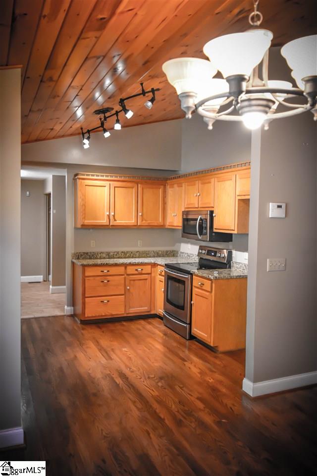2020 Edwards Lake Road Greer, SC 29651 - Photo 5 of 22