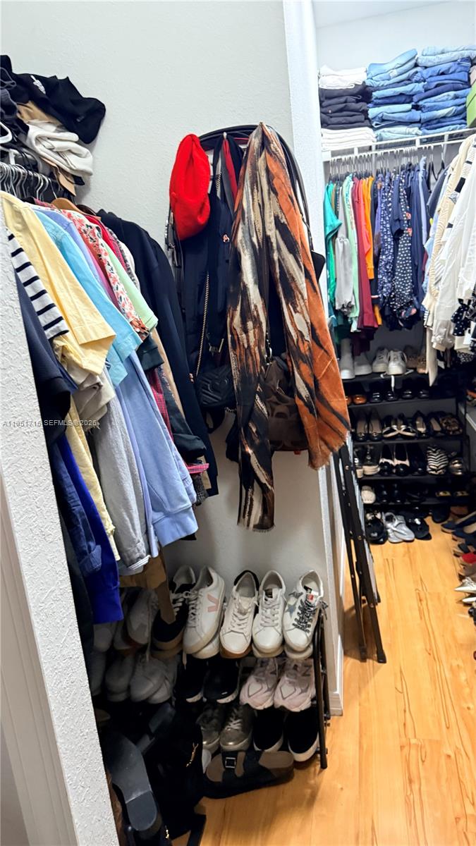 7848 Southwest 165th Court Miami, FL 33193 - Photo 12 of 46