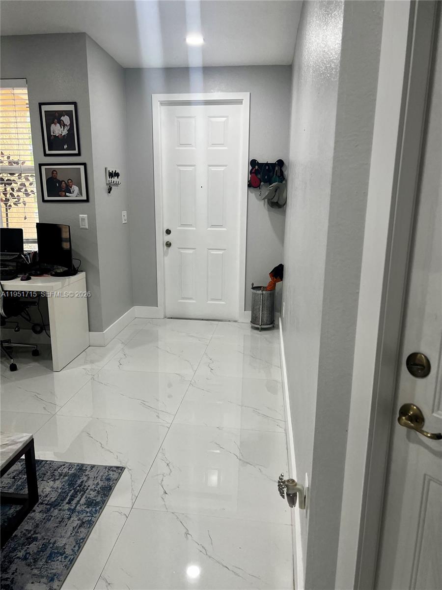 7848 Southwest 165th Court Miami, FL 33193 - Photo 30 of 46