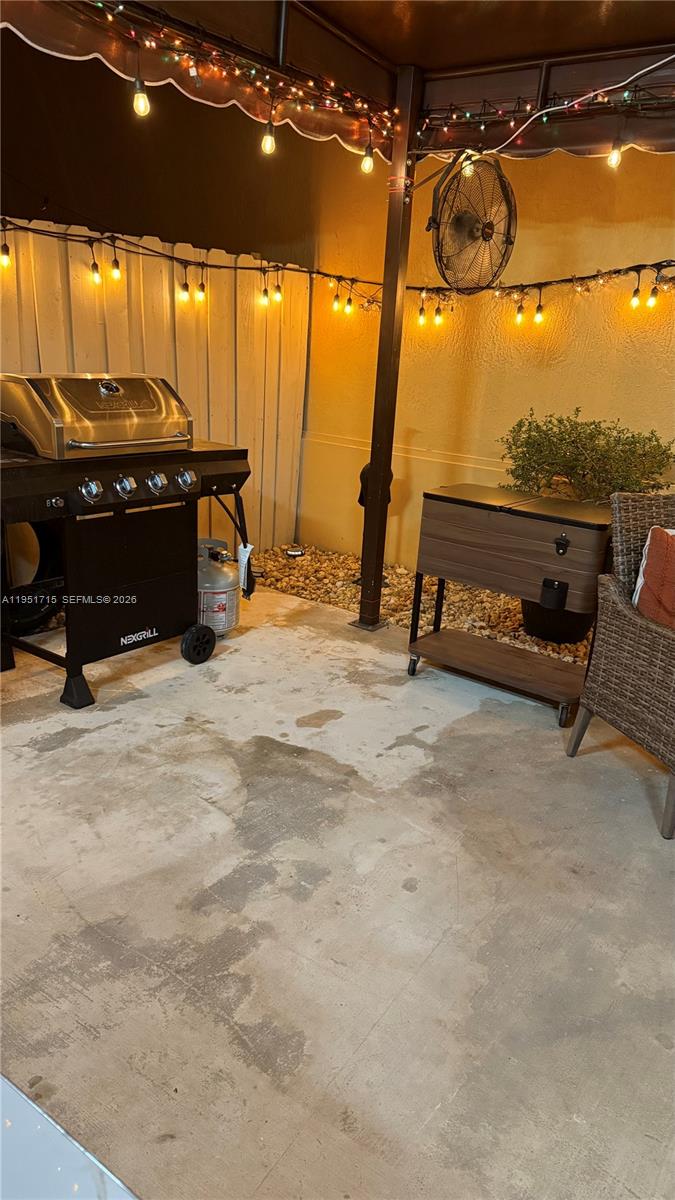 7848 Southwest 165th Court Miami, FL 33193 - Photo 6 of 46