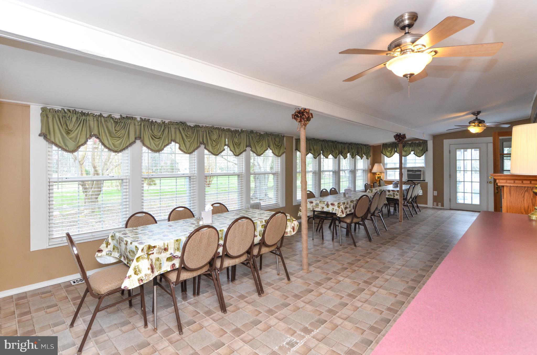 19161 Stoney Point Road King George, VA 22485 - Photo 22 of 30 Breakfast room/sun porch