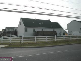 1001 Barrett Road Reading, PA 19605 - Photo 5 of 6 Gallery Image 5