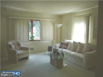 16 Doreen Road Hamilton, NJ 08690 - Photo 2 of 12 Gallery Image 2