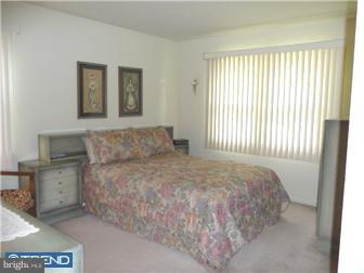 16 Doreen Road Hamilton, NJ 08690 - Photo 7 of 12 Bedroom - Main