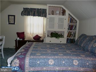 16 Doreen Road Hamilton, NJ 08690 - Photo 10 of 12 Bedroom 3