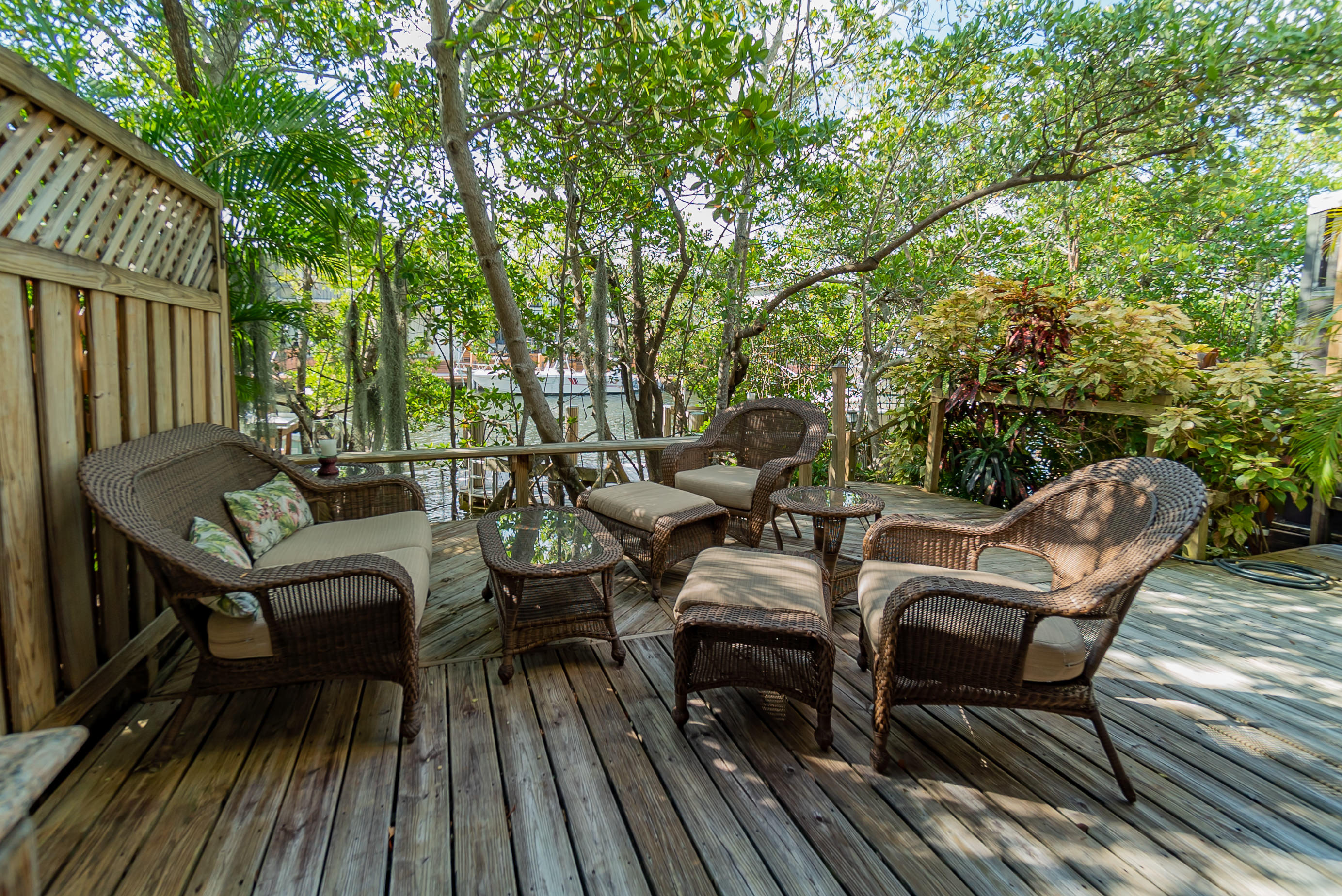 736 Mariners Way Boynton Beach, FL 33435 - Photo 25 of 40 29. Backyard 4