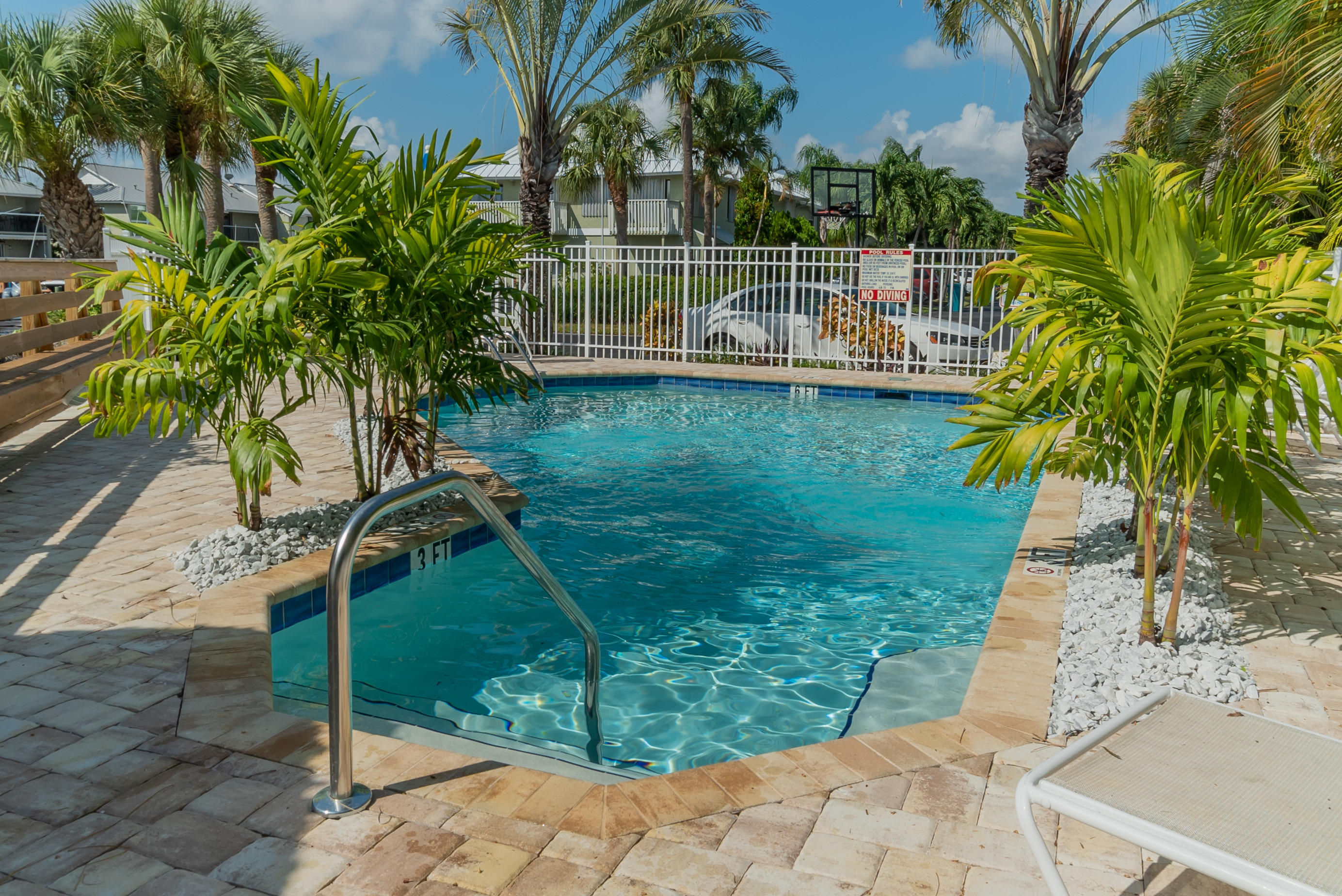 736 Mariners Way Boynton Beach, FL 33435 - Photo 33 of 40 40 Swimming Pool 2