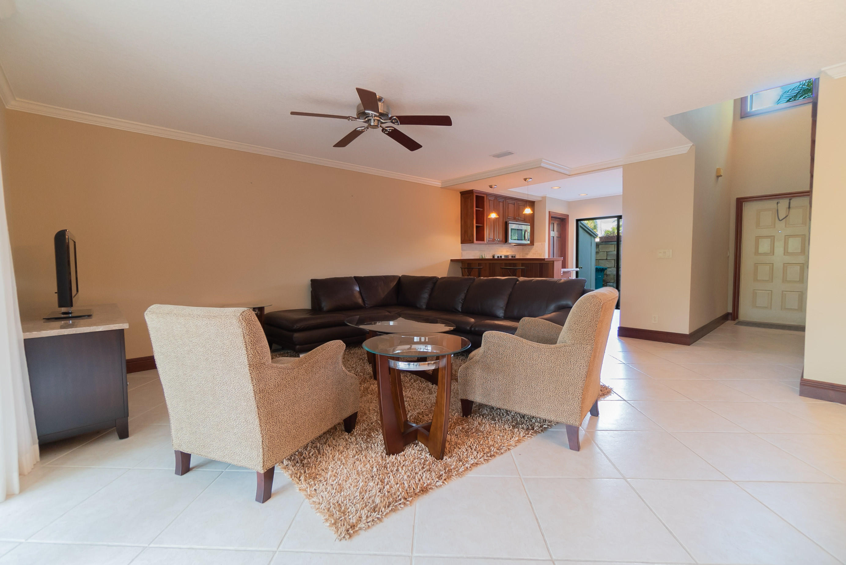 736 Mariners Way Boynton Beach, FL 33435 - Photo 7 of 40 7. Living Room 2