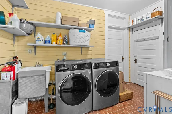 $565,000 | 615 South Main Street, Blackstone, VA 23824