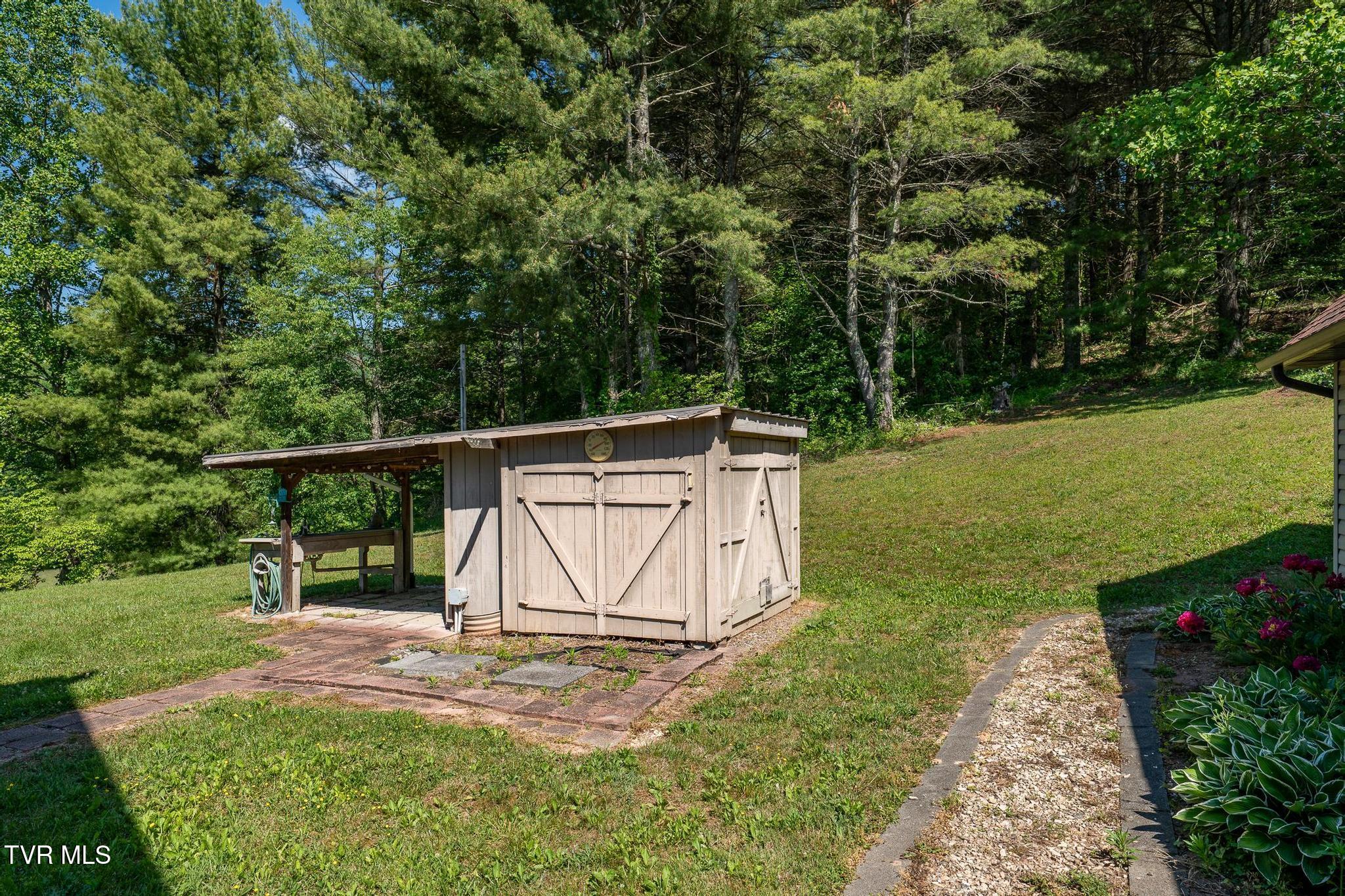 336 Mack Branch Road Mountain City, TN 37683 - Photo 36 of 94 336 Mack Branch Road (62 of 109)