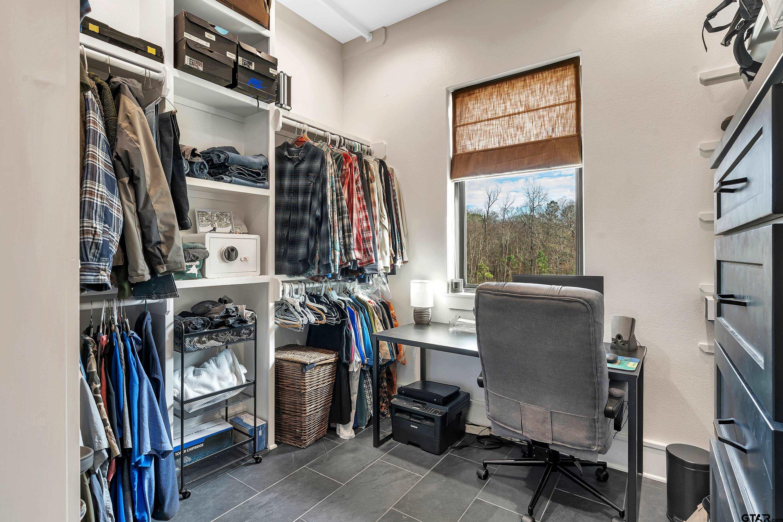 500 Roberts Circle Longview, TX 75605 - Photo 11 of 48