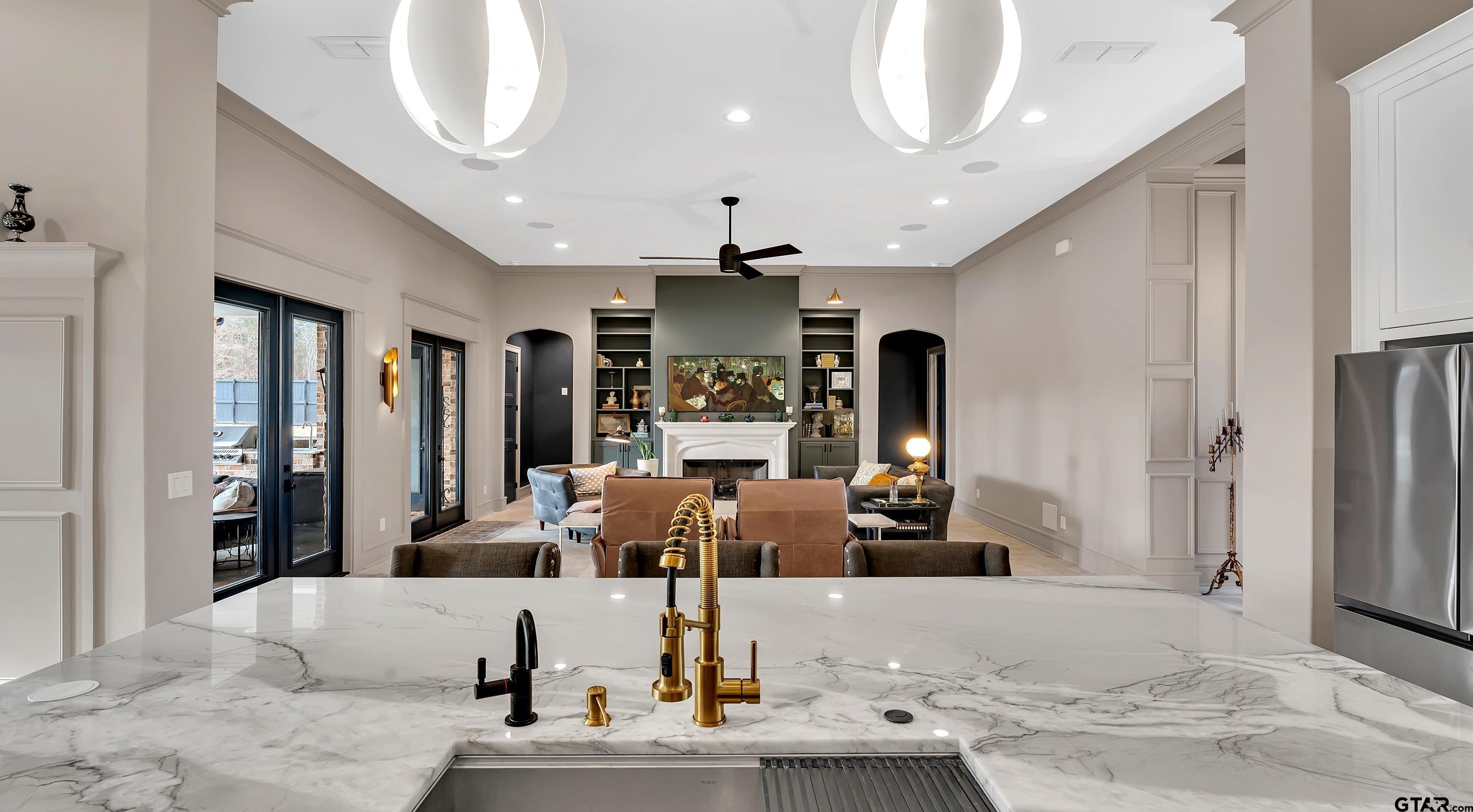 500 Roberts Circle Longview, TX 75605 - Photo 21 of 48