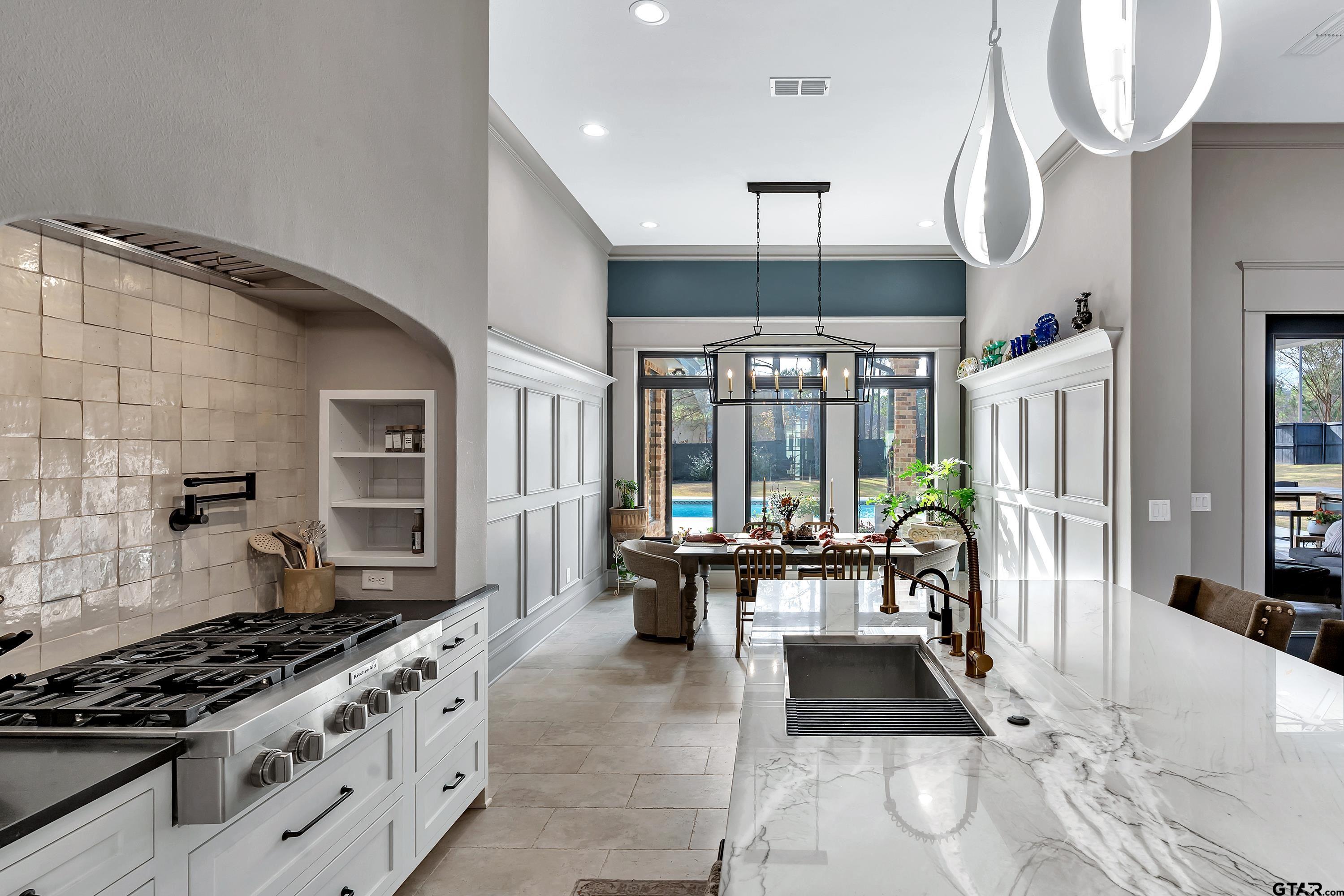 500 Roberts Circle Longview, TX 75605 - Photo 22 of 48