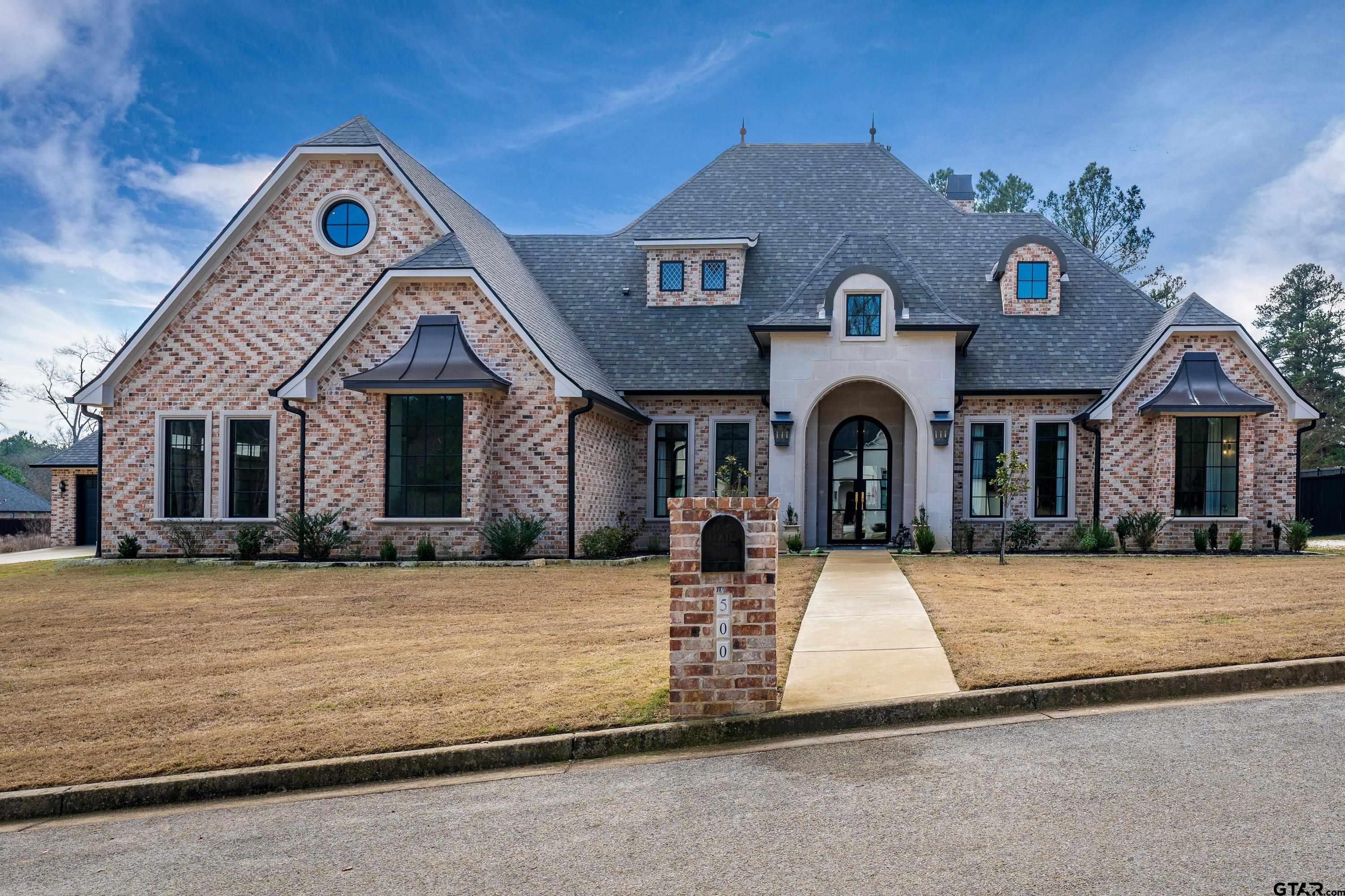 500 Roberts Circle Longview, TX 75605 - Photo 38 of 48 a front view of a house with yard