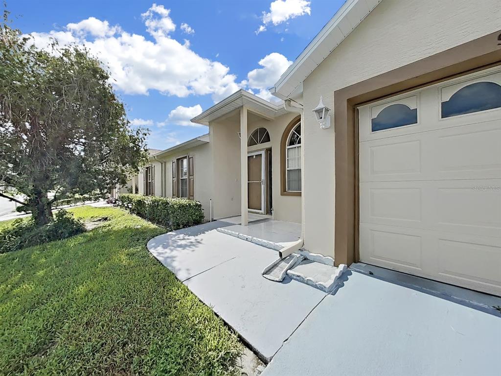 9314 Alta Sol Way New Port Richey, FL 34655 - Photo 6 of 54