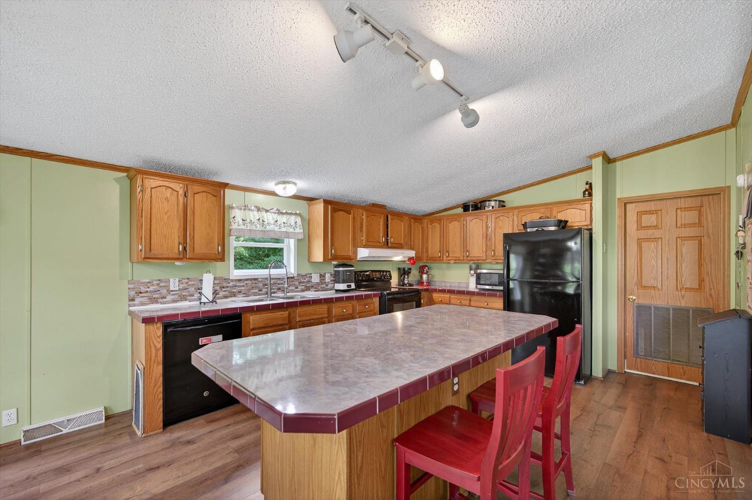 3904 Glady Road Blanchester, OH 45107 - Photo 12 of 38 Gallery Image 12