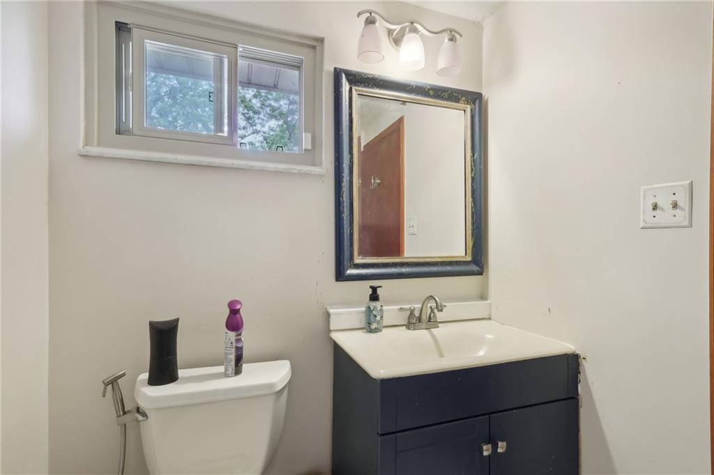 2358 Haymaker Road Monroeville, PA 15146 - Photo 20 of 40 En Suite bathroom