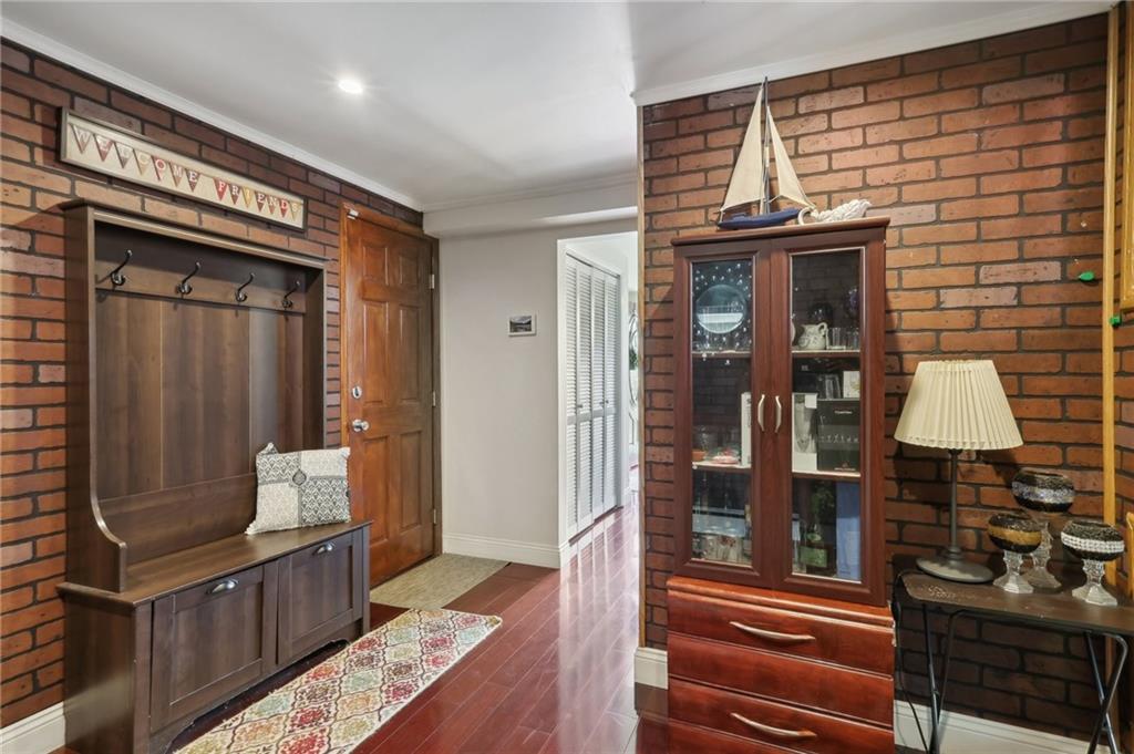 2358 Haymaker Road Monroeville, PA 15146 - Photo 6 of 40 Gallery Image 6