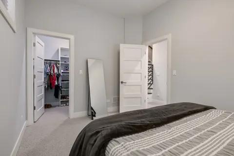 $750,000 | 3340 North Lawndale Avenue, Unit 1S, Chicago, IL 60618