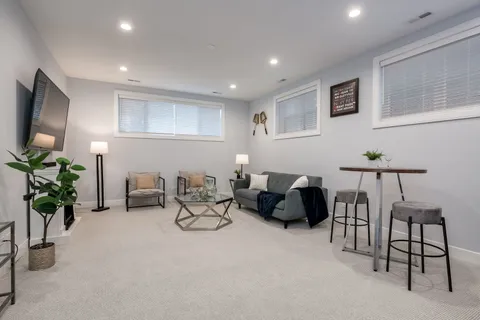 $750,000 | 3340 North Lawndale Avenue, Unit 1S, Chicago, IL 60618