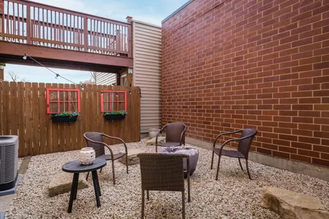 $750,000 | 3340 North Lawndale Avenue, Unit 1S, Chicago, IL 60618