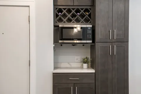 $750,000 | 3340 North Lawndale Avenue, Unit 1S, Chicago, IL 60618