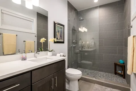 $750,000 | 3340 North Lawndale Avenue, Unit 1S, Chicago, IL 60618