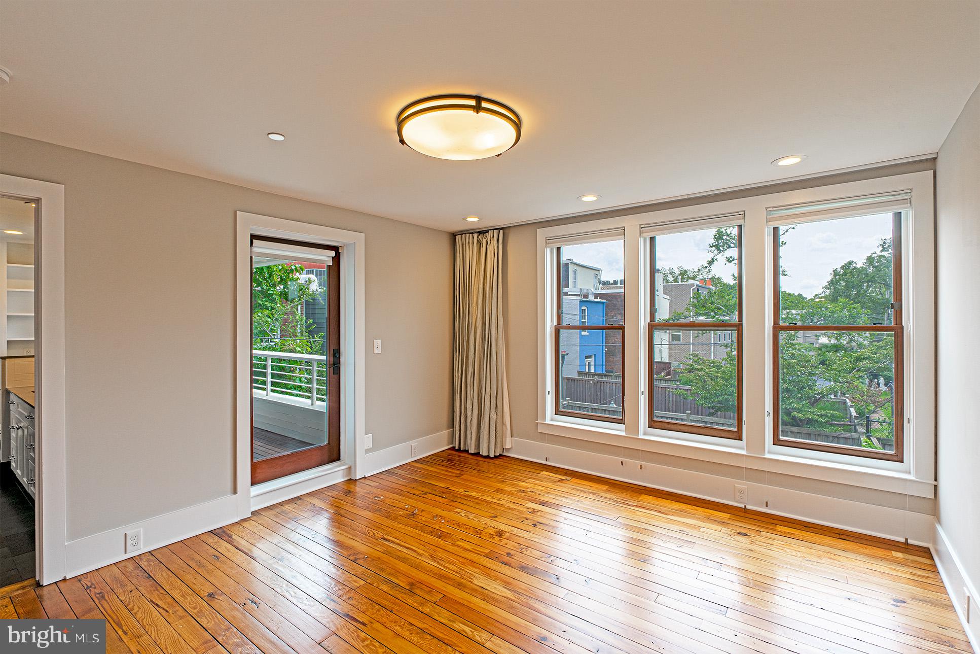 325 D Street Southeast Washington, DC 20003 - Photo 36 of 59