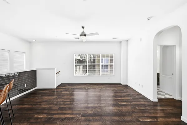 $275,000 | 2821 Saville Loop, Unit 21C, Austin, TX 78741