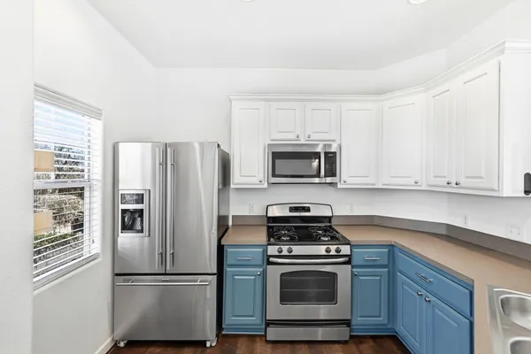 $275,000 | 2821 Saville Loop, Unit 21C, Austin, TX 78741