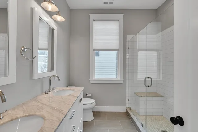 $6,800 | 27 Woodbine Street, Unit 27, Somerville, MA 02144