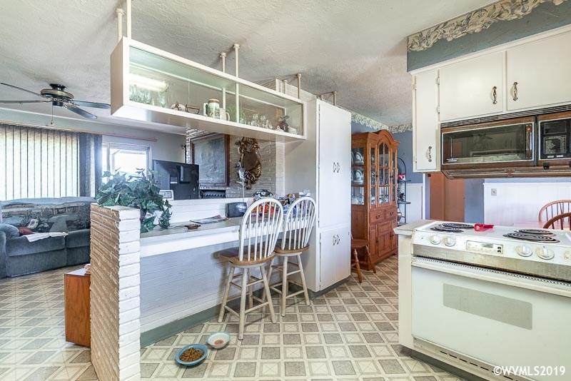 990 Cordon Road Northeast Salem, OR 97317 - Photo 20 of 32