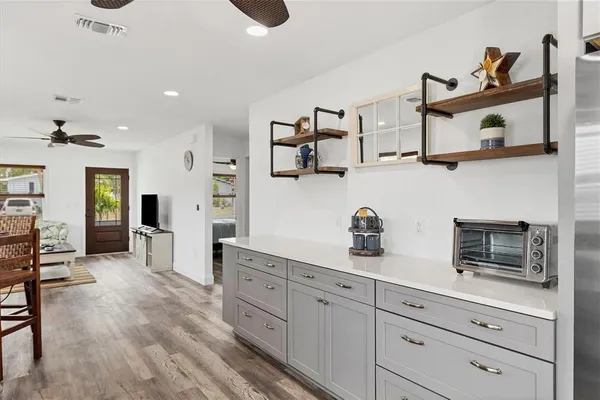 $1,700 | 843 Palmetto Street, Englewood, FL 34223