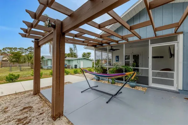 $1,700 | 843 Palmetto Street, Englewood, FL 34223