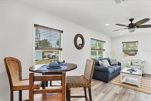 $1,700 | 843 Palmetto Street, Englewood, FL 34223