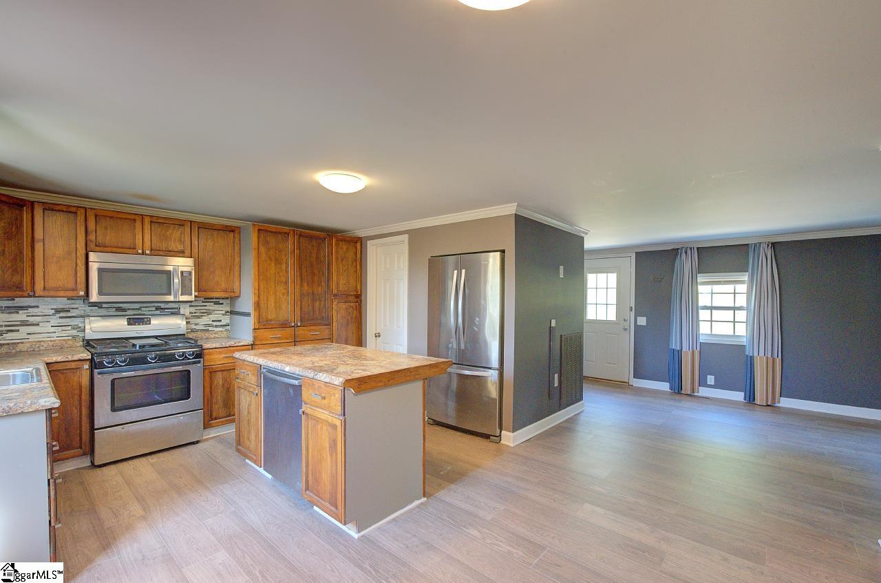 113 Masters Drive Pickens, SC 29671 - Photo 12 of 39