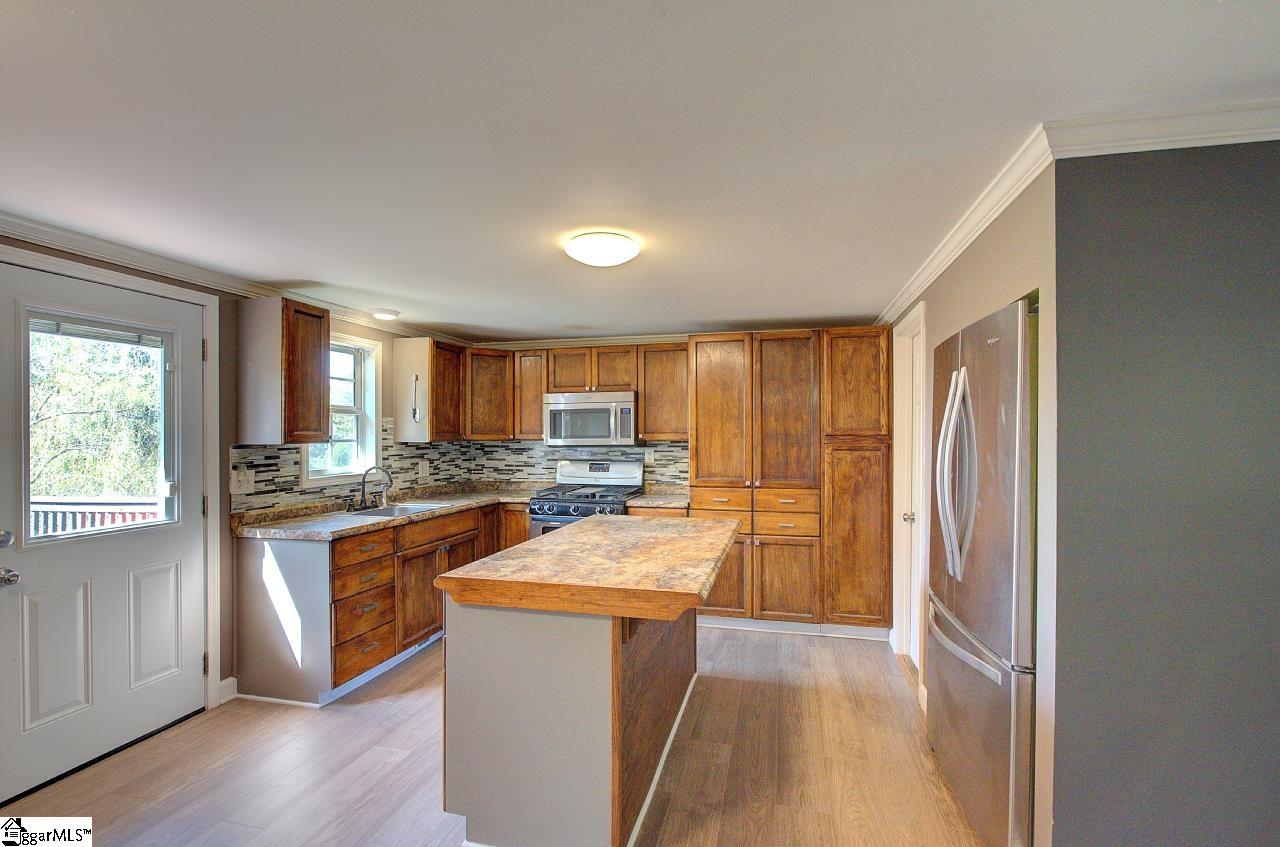 113 Masters Drive Pickens, SC 29671 - Photo 14 of 39