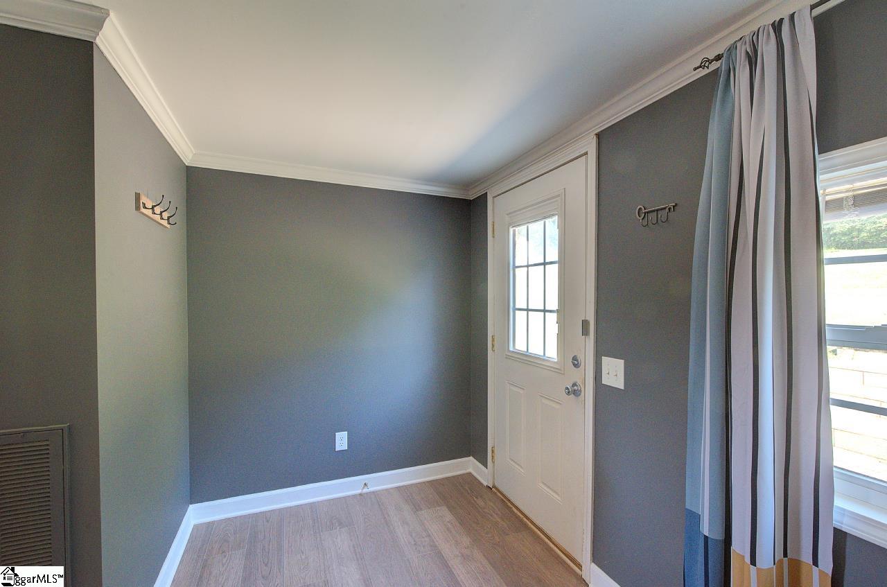 113 Masters Drive Pickens, SC 29671 - Photo 5 of 39