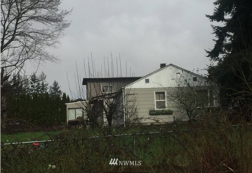12414 Alexander Road Everett, WA 98204 - Photo 2 of 5 Gallery Image 2
