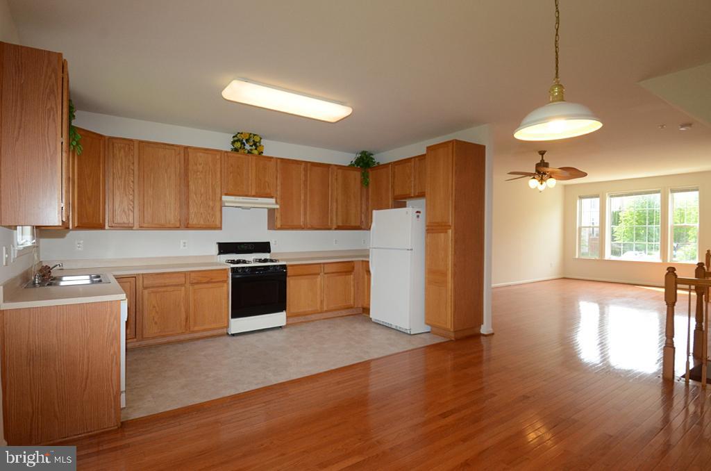 14036 Rockingham Road Germantown, MD 20874 - Photo 15 of 27 Gallery Image 15