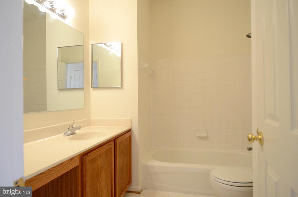 14036 Rockingham Road Germantown, MD 20874 - Photo 21 of 27 Gallery Image 21