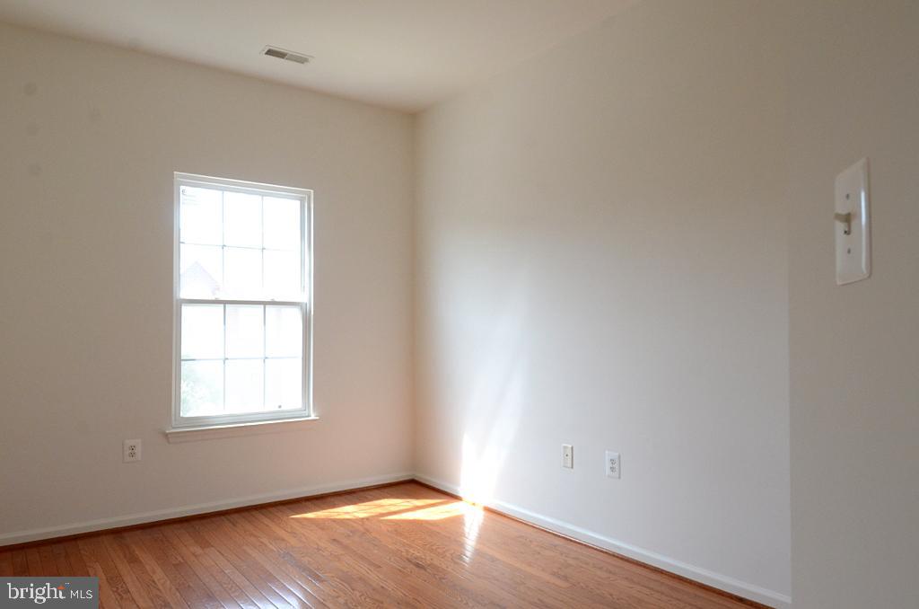 14036 Rockingham Road Germantown, MD 20874 - Photo 23 of 27 Gallery Image 23