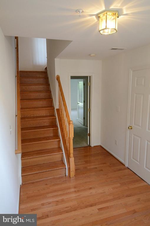 14036 Rockingham Road Germantown, MD 20874 - Photo 10 of 27 Gallery Image 10